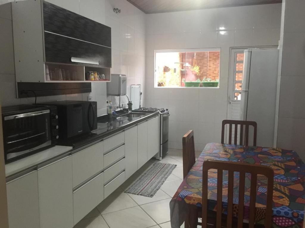Casa De Temporada Em Ubatuba,Sp Villa Bagian luar foto